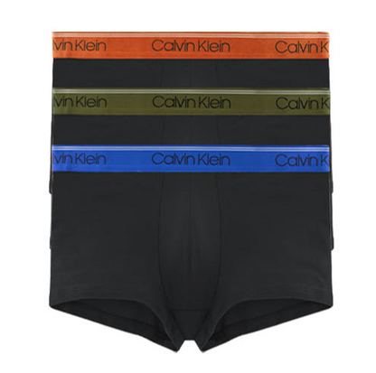 Calvin Klein：ローライズトランクス 3PK (ブラック)