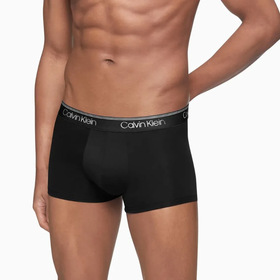 Calvin Klein：ローライズトランクス 3PK (ブラック/コンボイ/レッドガラ)