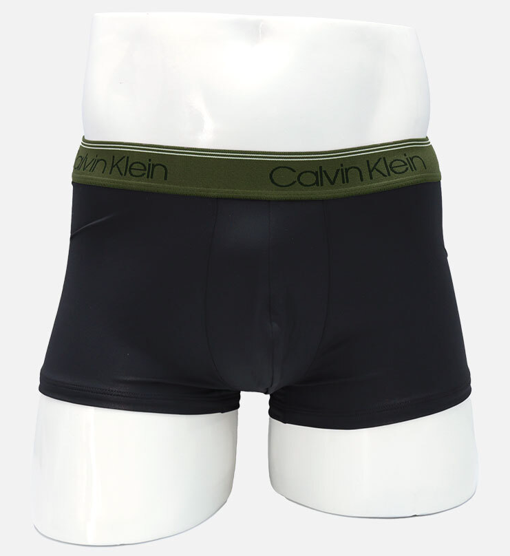 Calvin Klein：ローライズトランクス 3PK (ブラック)