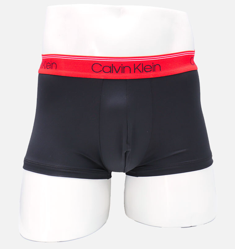 Calvin Klein：ローライズトランクス 3PK (ブラック)