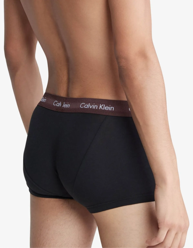 Calvin Klein：ローライズトランクス 3PK (ブラック)